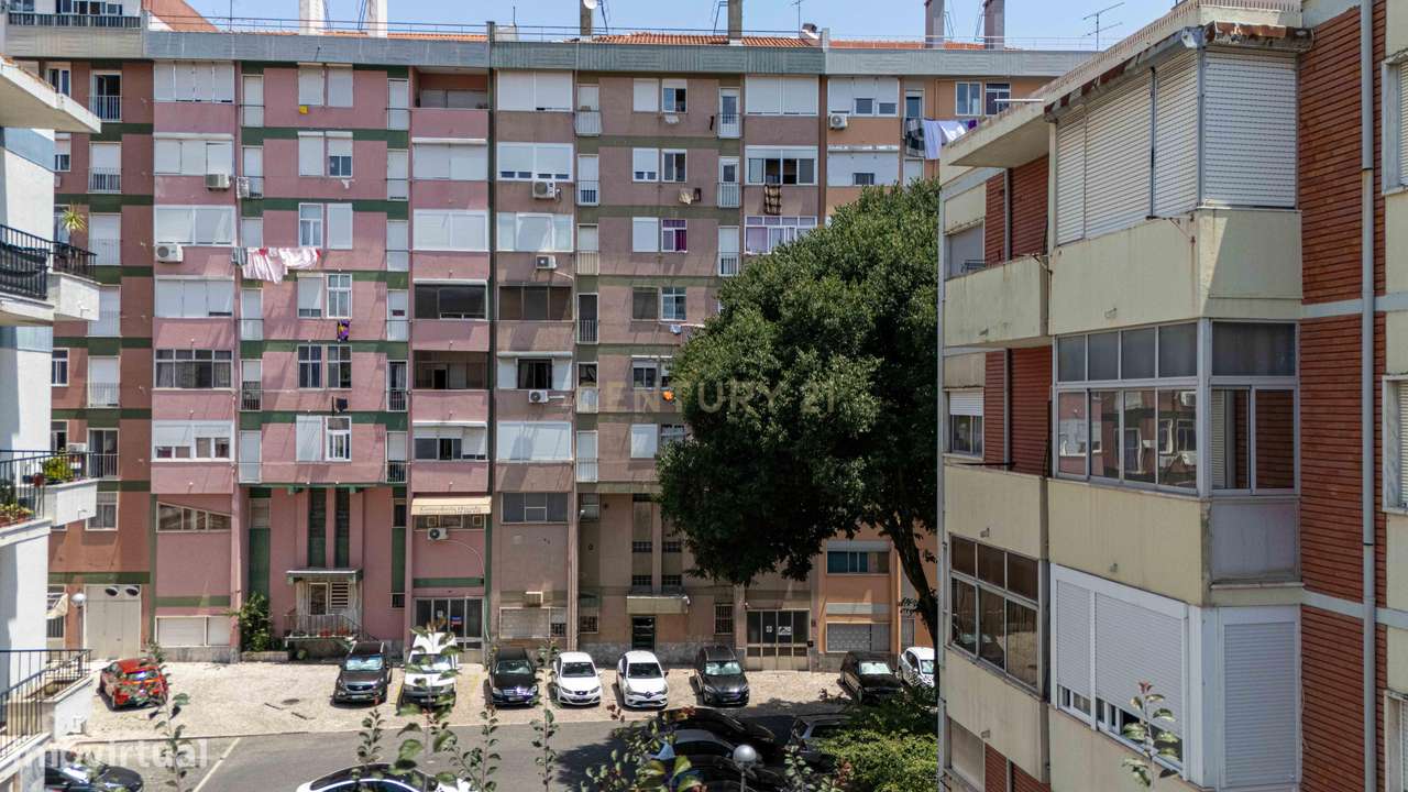 Apartamento T2 Totalmente Remodelado | Odivelas-26