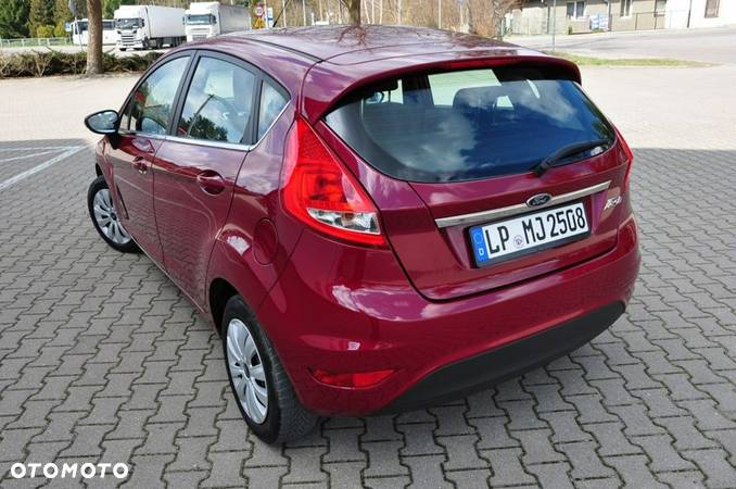 Ford Fiesta - 27