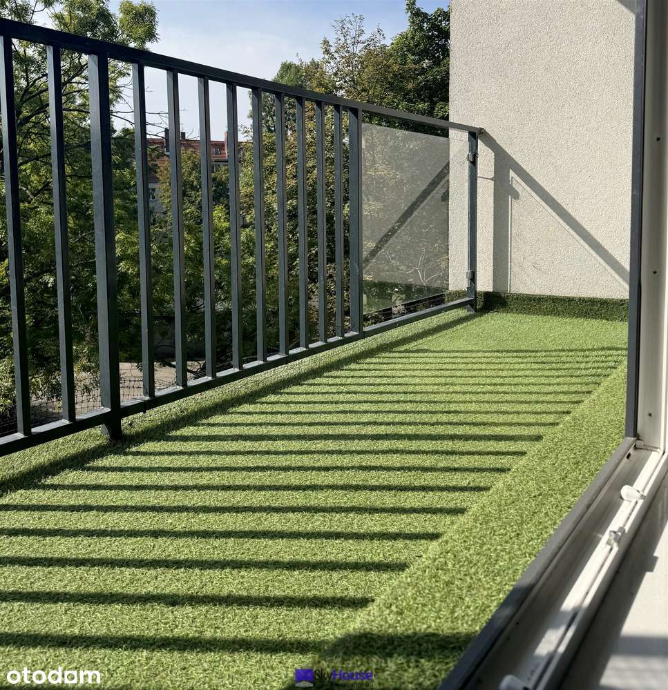 Przestronny salon z dużym balkonem + M.P,  blisko terny zielone/ park-4