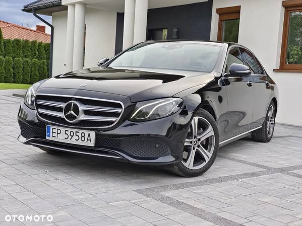 Mercedes-Benz Klasa E 220 d 9G-TRONIC - 26