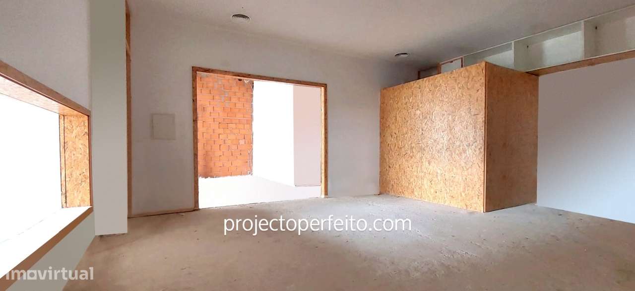 Loja  Arrendamento em Santa Maria da Feira, Travanca, Sanfins e Esparg - Grande imagem: 3/9