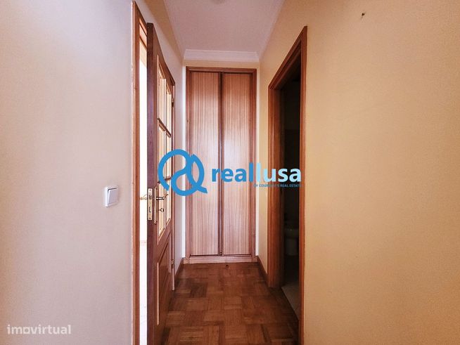 Apartamento T1 c/ garagem Águas Santas Maia-12