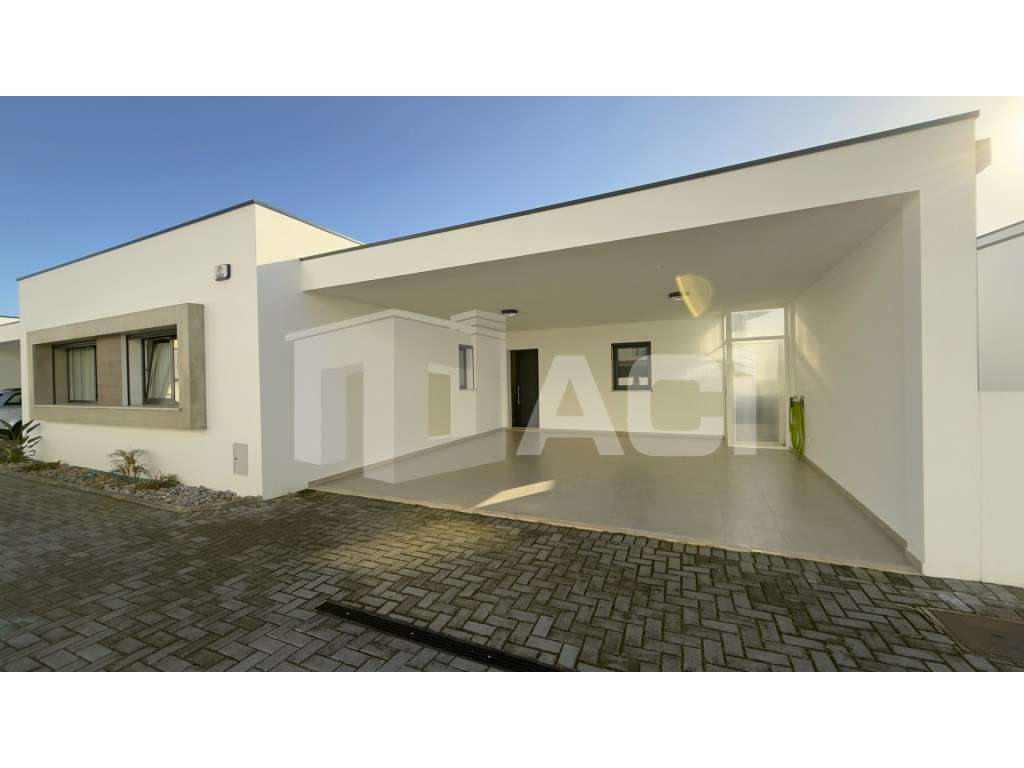 MORADIA TÉRREA SEMI-NOVA - Vidigal, Leiria-30