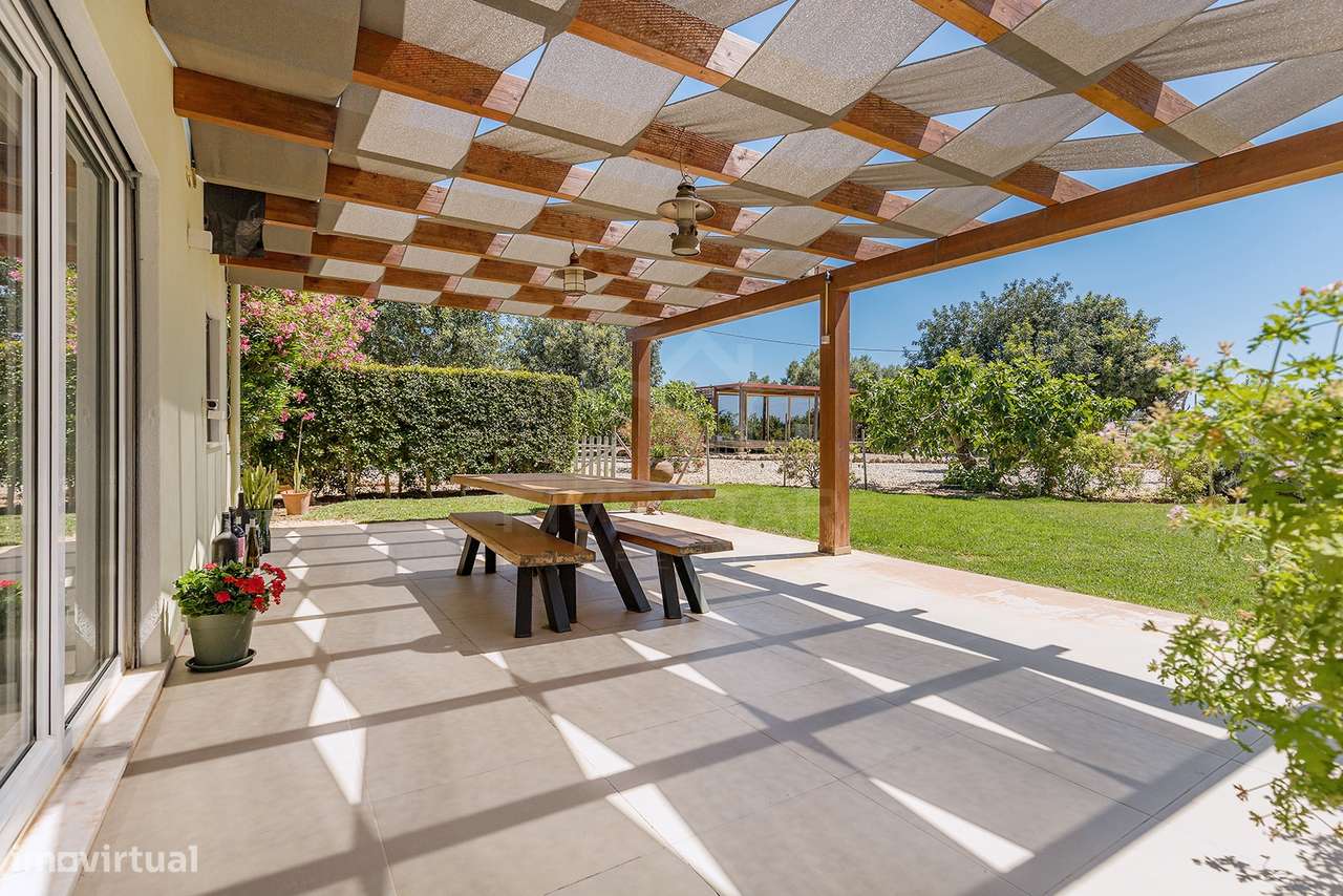 Moradia T4 na Guia -  Charme Algarvio com Total Privacidade - Piscina-43