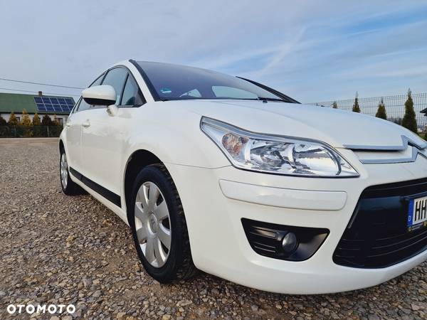 Citroën C4 1.4 16V Style - 29