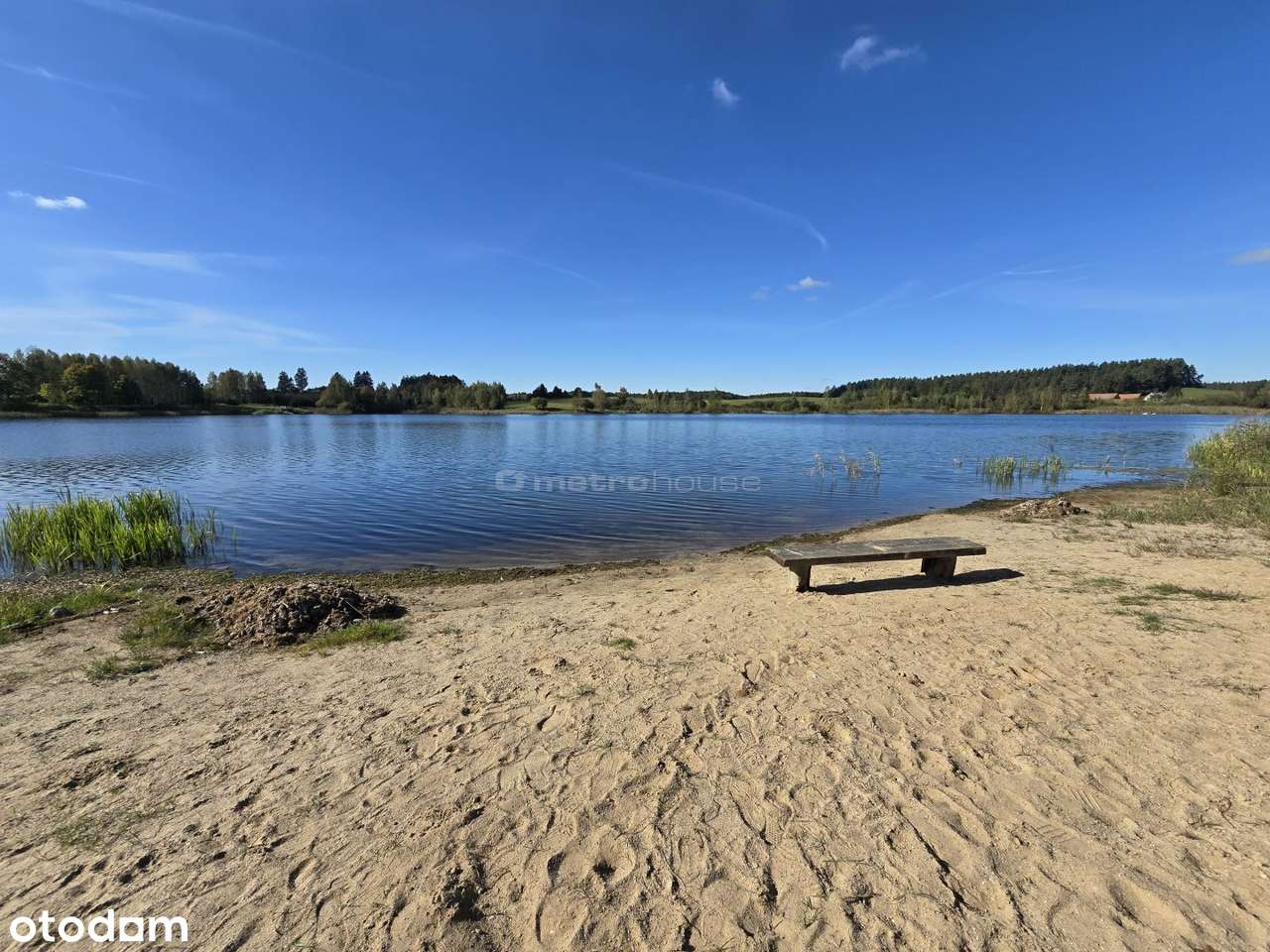 Całoroczny dom przy plaży nad czystym jeziorem-17