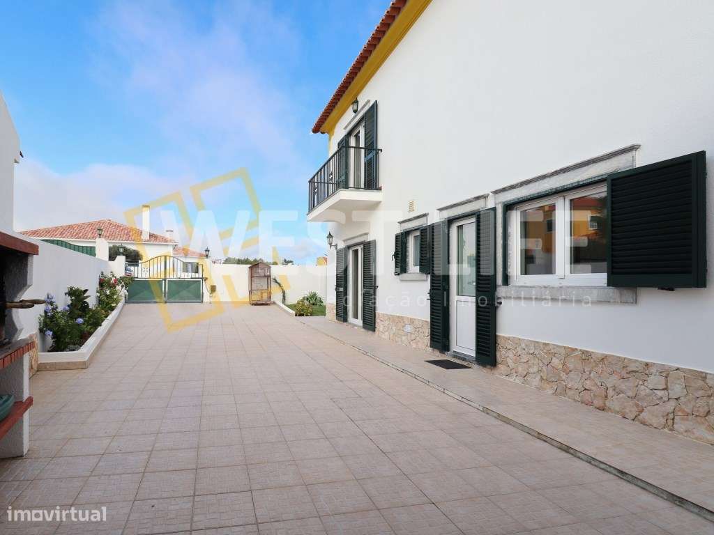 Moradia T4 com jardim e churrasqueira - A 2 minutos da praia - Eric... - Grande imagem: 5/27