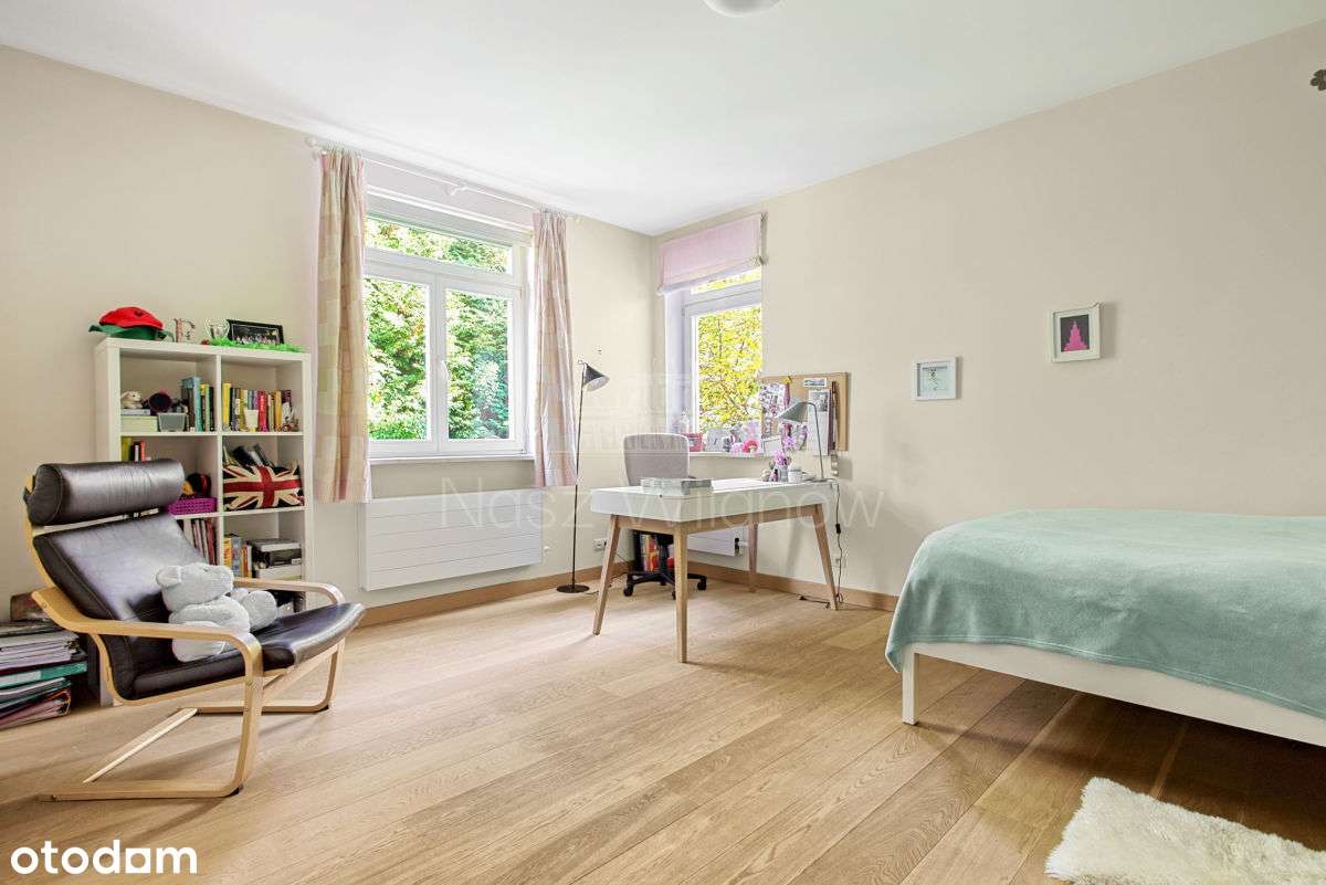 Przestronny dom w uroczym zakątku-12