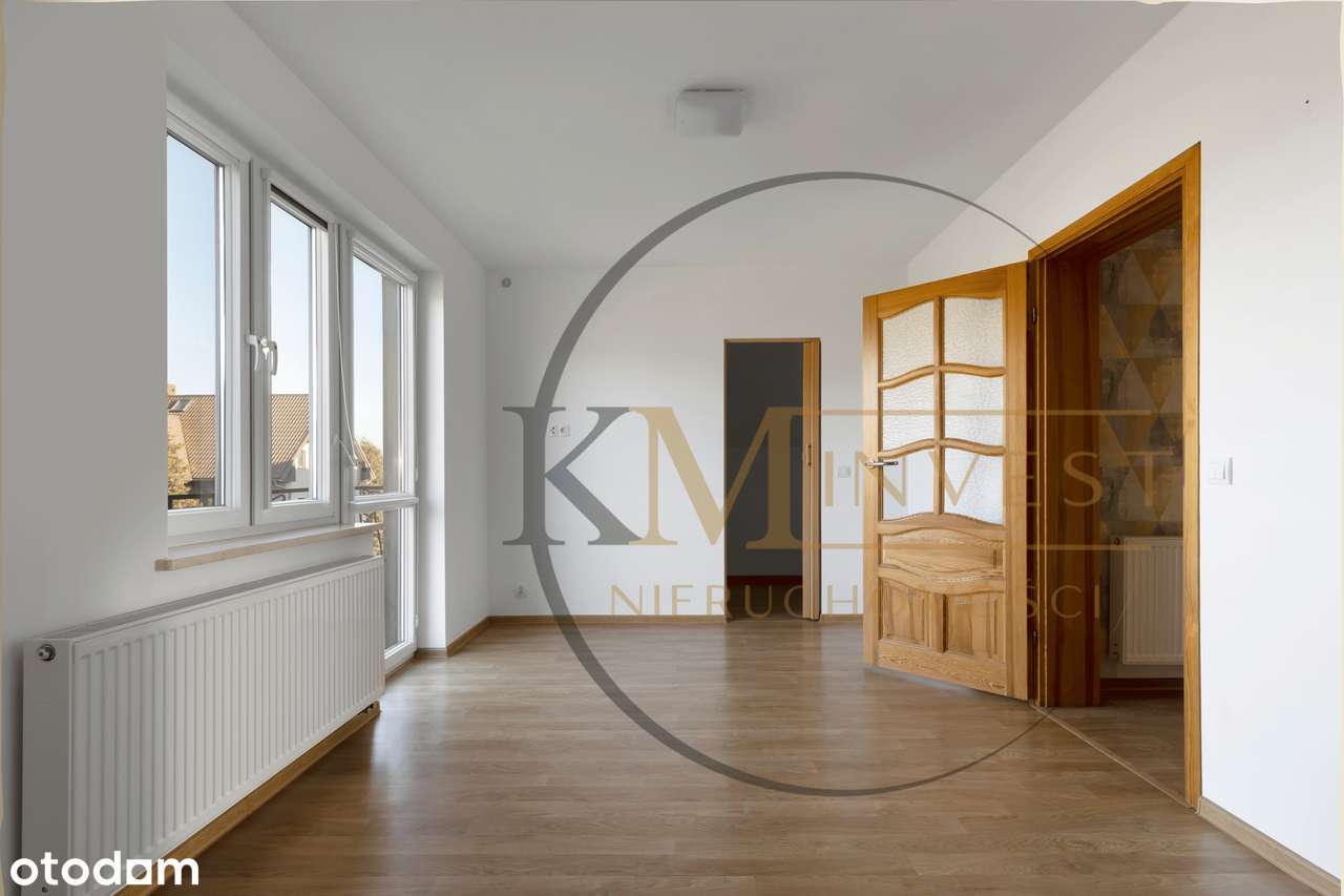 Duży Dom z Potencjałem Inwestycyjnym i 2 Garażami – Idealny na Wynajem - Pełny obrazek: 4/20