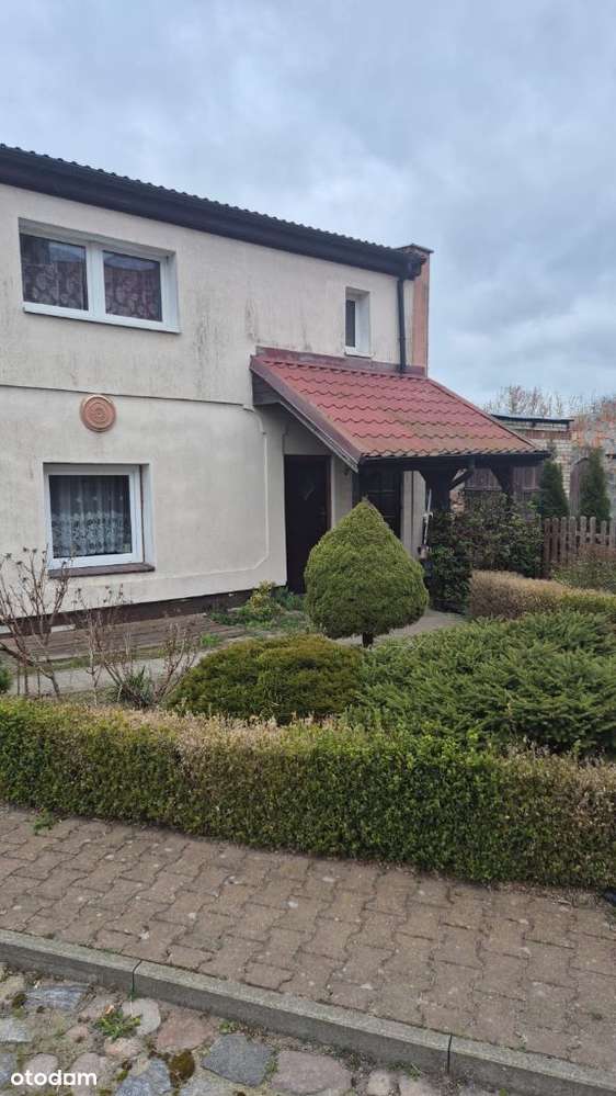 Dom w Starkowie z działką-7