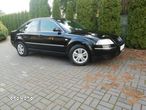 Volkswagen Passat 1.6 Comfortline - 5