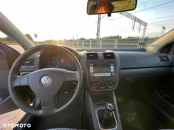 Volkswagen Golf V 1.9 TDI Trendline - 13