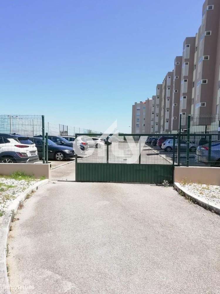 Lugar de estacionamento para venda - Grande imagem: 2/15