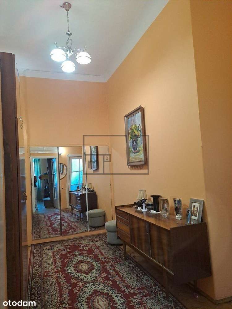 Piękna Odrestaurowana Kamienica Z Windą.-15