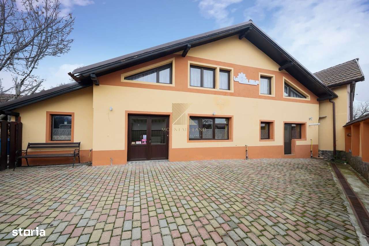 Proprietate mixtă cu spațiu comercial și locuință, Cristian-0