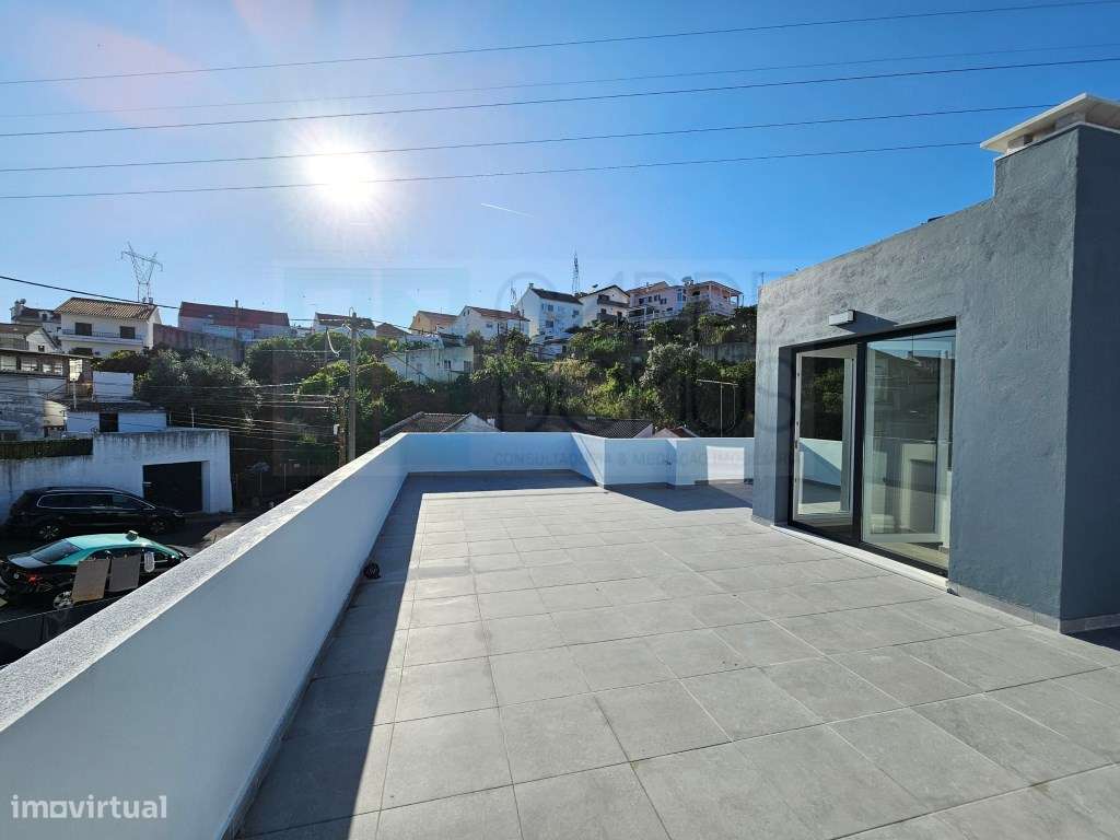 Moradia nova T4, com piscina, em Alverca, Vila Franca de Xira, Lisboa-35