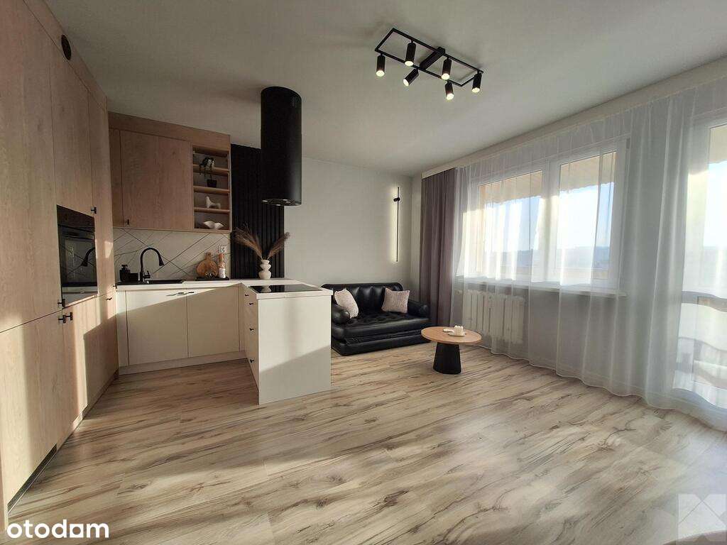 Ładne mieszkanie z dużym balkonem do wejścia-0