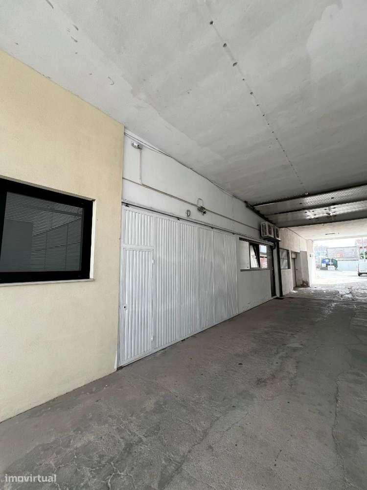 Escritórios com armazém e logradouro - Grande imagem: 5/22