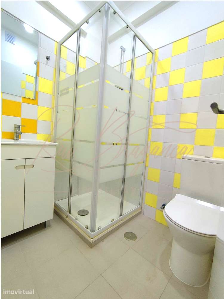 Apartamento T3 na Portela Totalmente Renovado-6