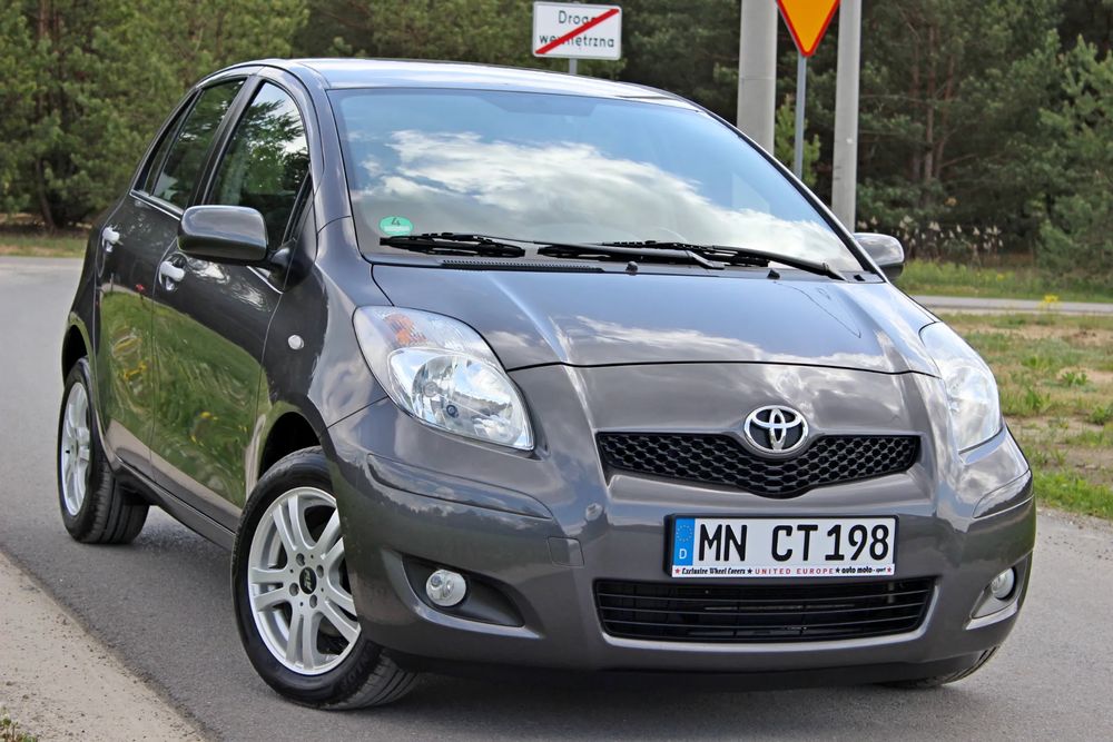 Toyota Yaris II 1.33 VVT-i Executive 2010