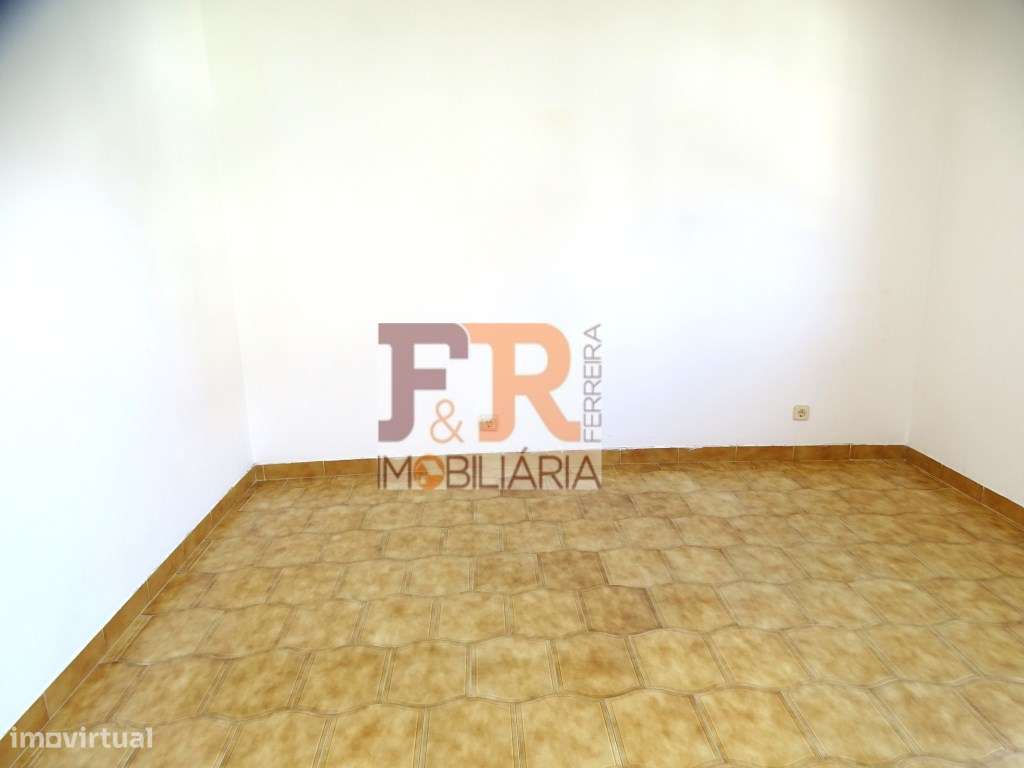 Moradia Duplex T2+1 com sótão aproveitável e Garagem Quinta do Cond...-33