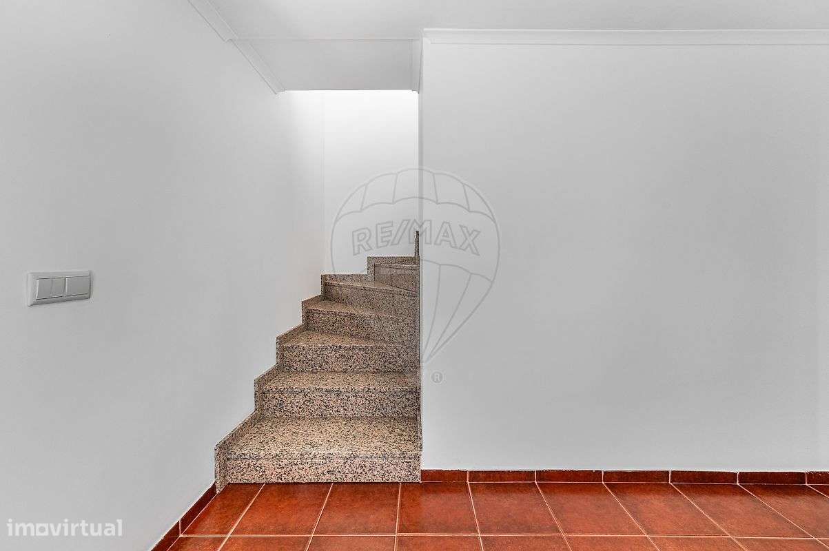 Moradia T6 para venda-15