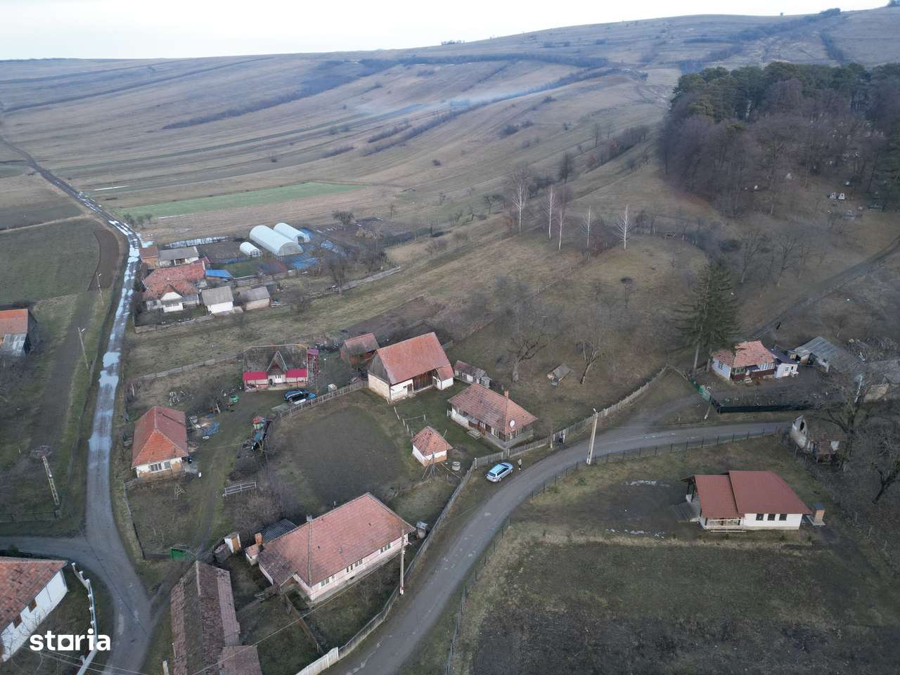 Casă 3 camere 65 mp + teren 3.134 mp Boroșneu Mic-9