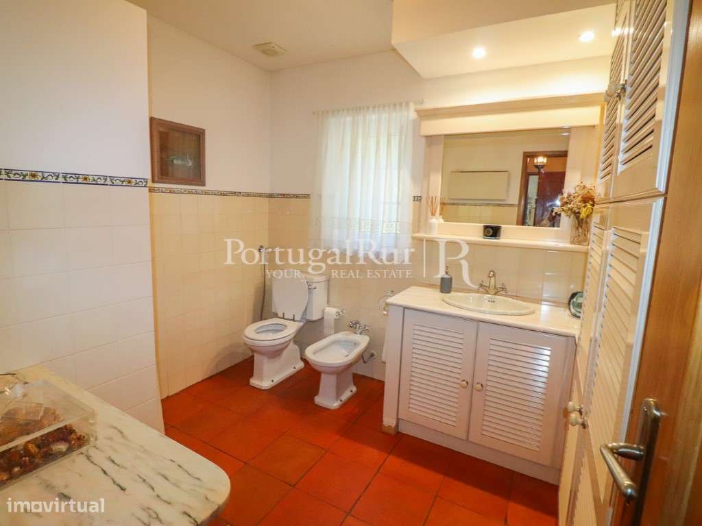 Quintinha com várias habitações em Vila Franca de Xira-18