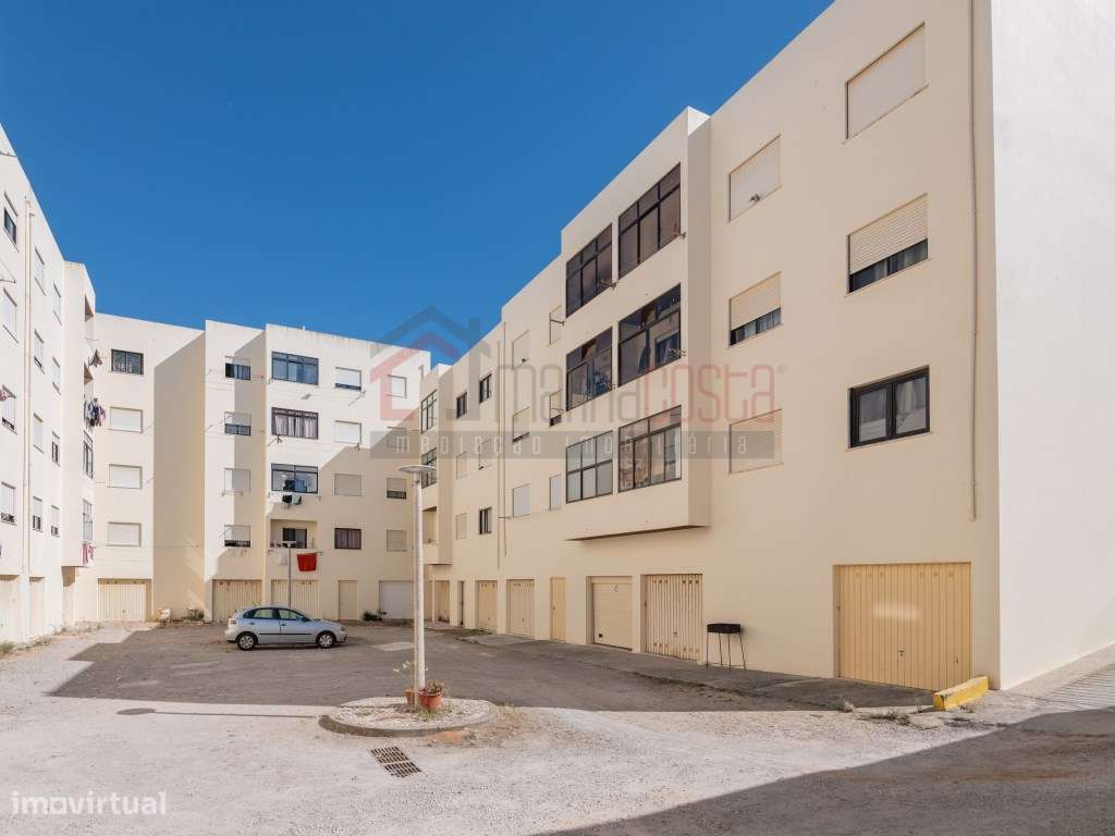 Apartamento T3 com Garagem Peniche Venda-19