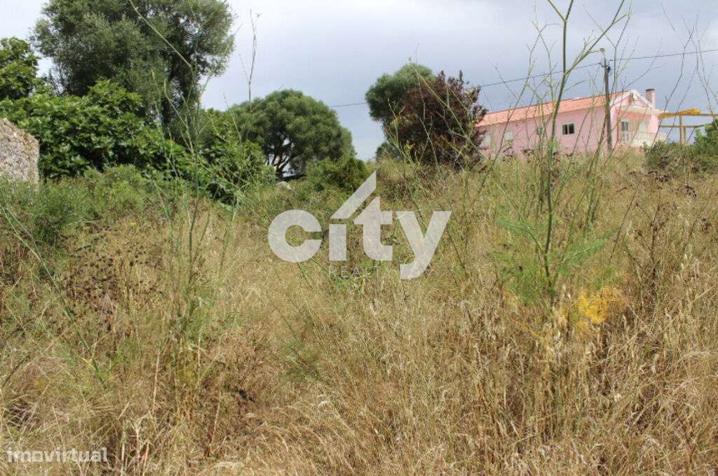 Terreno com casa em ruínas em Morelena, Sintra. - Grande imagem: 5/28