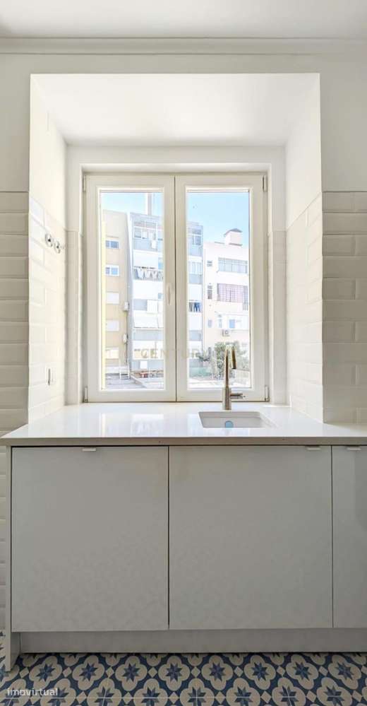 Apartamento remodelado e luminoso em Lisboa, junto a metro. - Grande imagem: 3/12