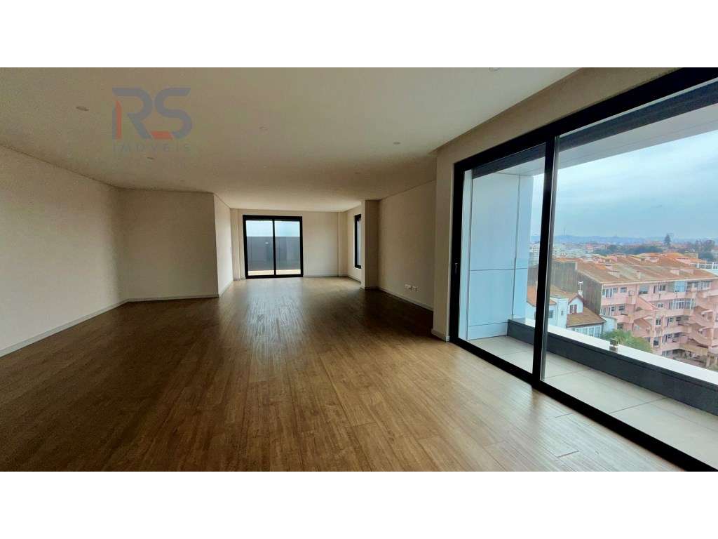 T4 último piso Boavista Porto-29