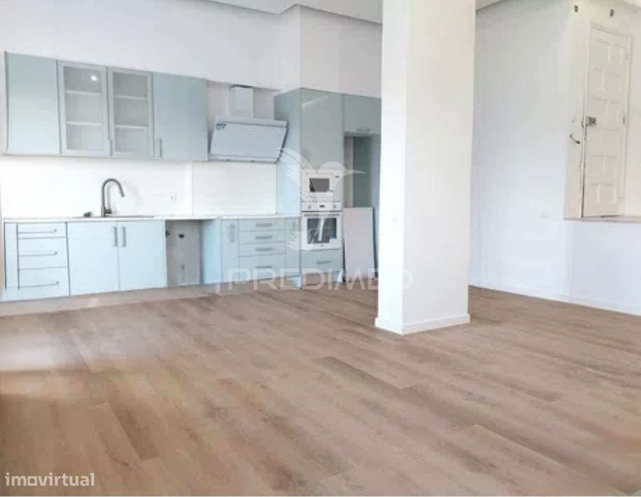 Viva com Estilo no Melhor T3 de Castelo Branco - Grande imagem: 2/40