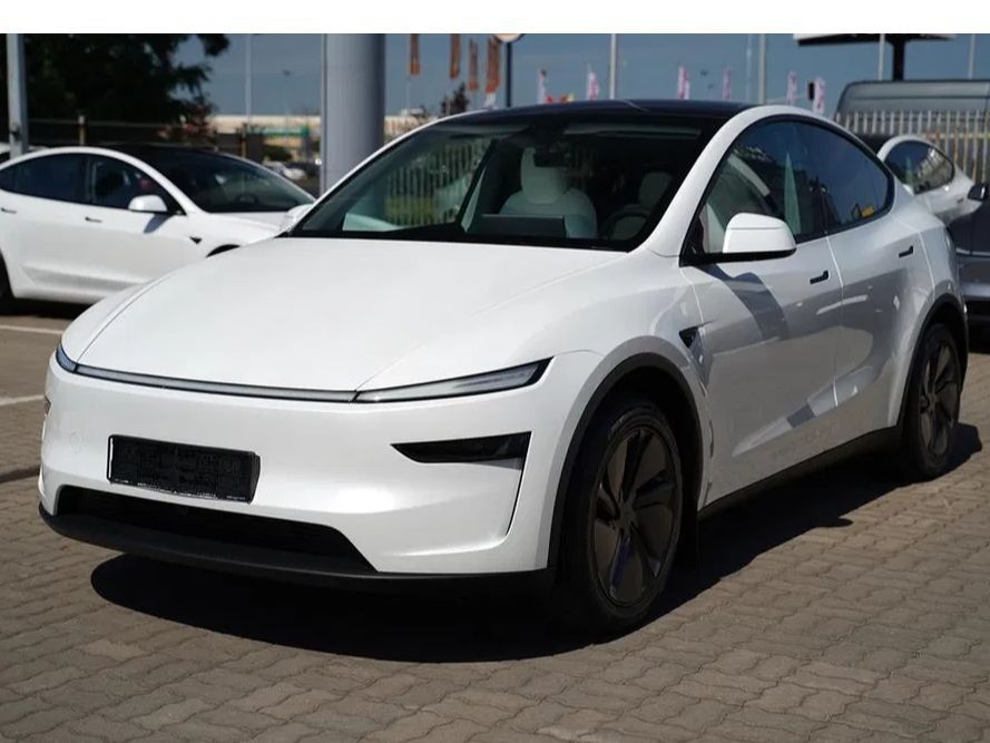 Tesla Model y 2026