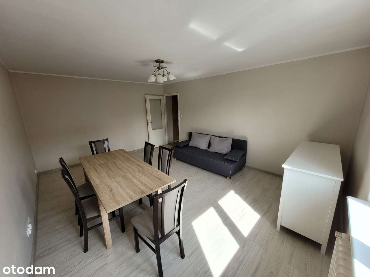 OKAZJA SPRZEDAM PRZESTRONNĄ KAWALERKĘ W CENTRUM POZNANIA-1