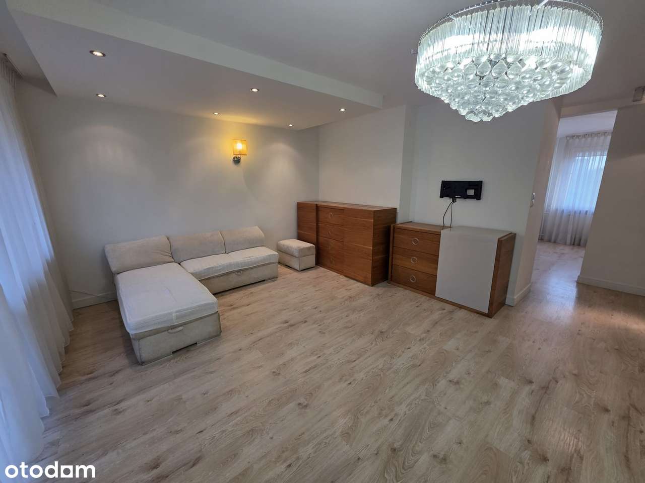 Sady / Nowowiejska 15 / 2 stronne/ balkon / wosoki standard/ winda - Pełny obrazek: 5/10