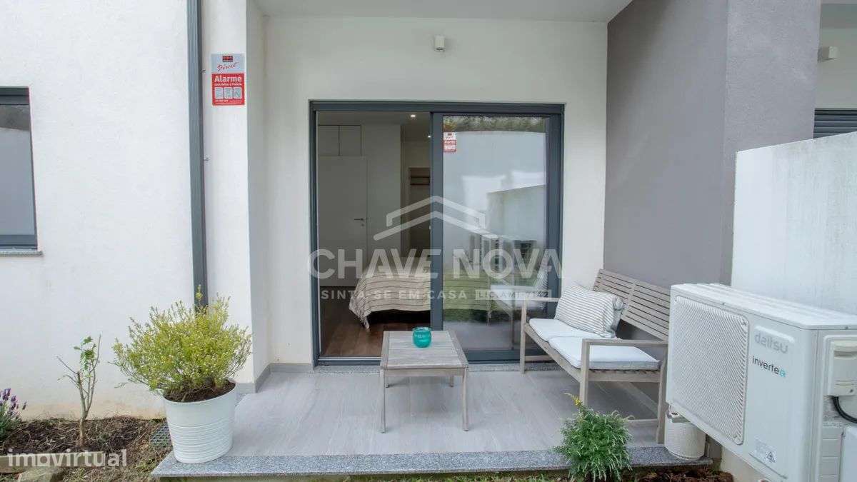 T2 c/ Terraço e Jardim em Rio Tinto-18