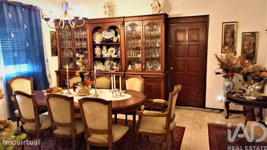 Casa / Villa T2 em Santa Bárbara de Nexe de 100,00 m2 - Grande imagem: 3/28