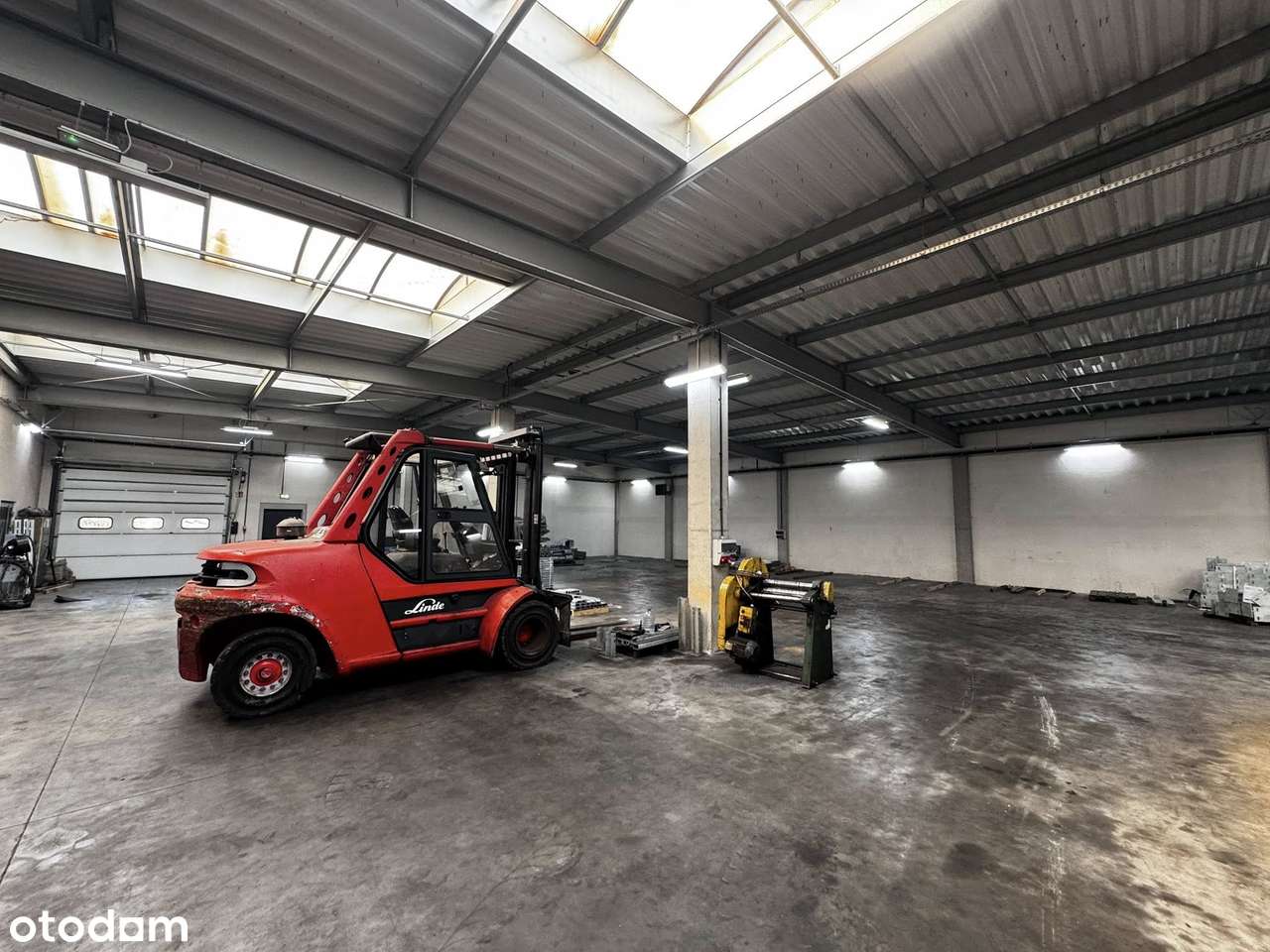 Nieruchomość przemysłowa  3256 m2, działka 1,6855 ha, ODPADY PRODUKCJA-8