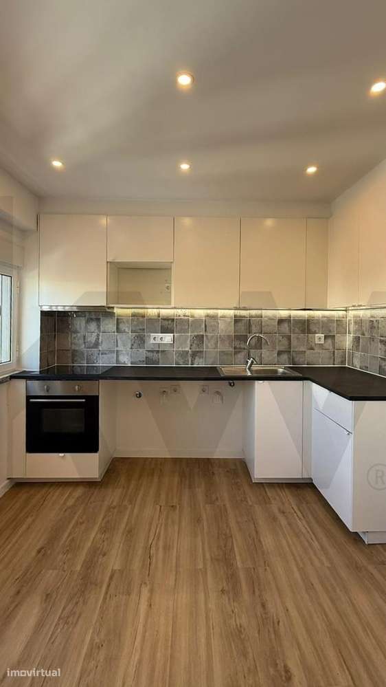 T1 em Porto Salvo com arrecadação - Grande imagem: 5/9