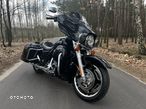 Harley-Davidson Touring Street Glide - 2