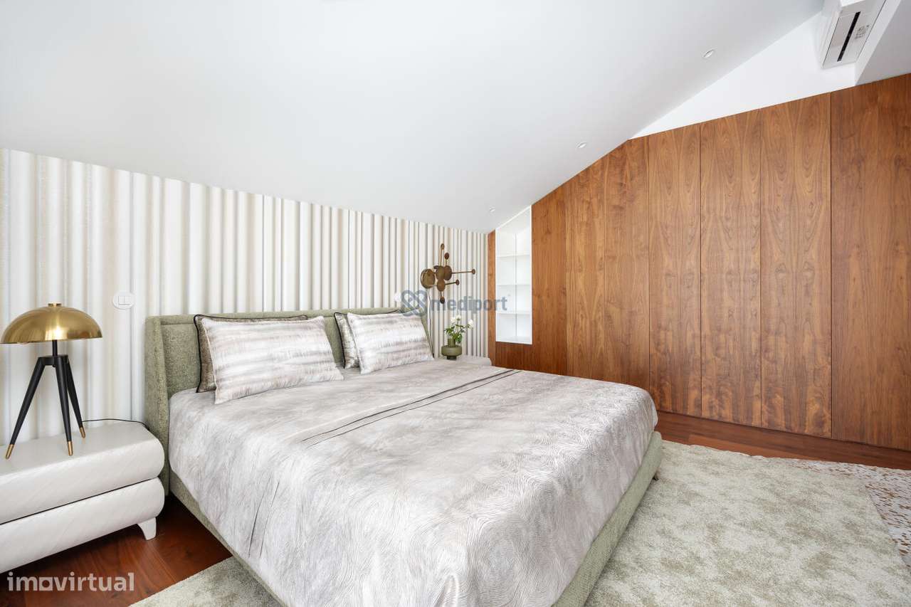 APARTAMENTO T3 JUNTO AO CASTELO LEIRIA - FACÇÃO E-25