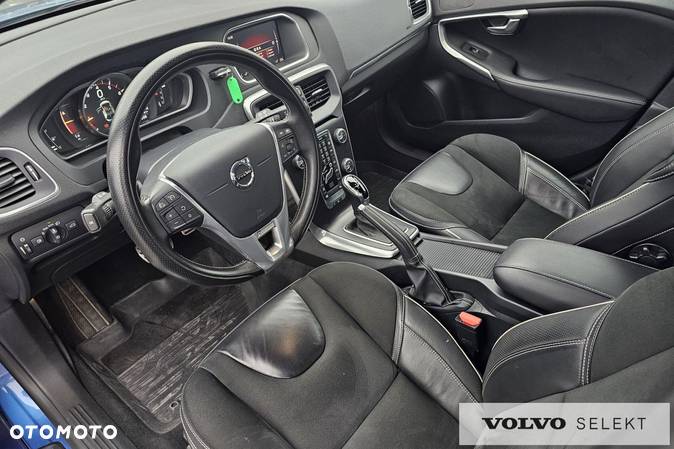 Volvo V40 - 10