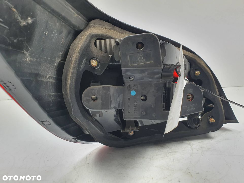 LAMPA PRAWA TYŁ BMW E60 530D 6910768 - 3