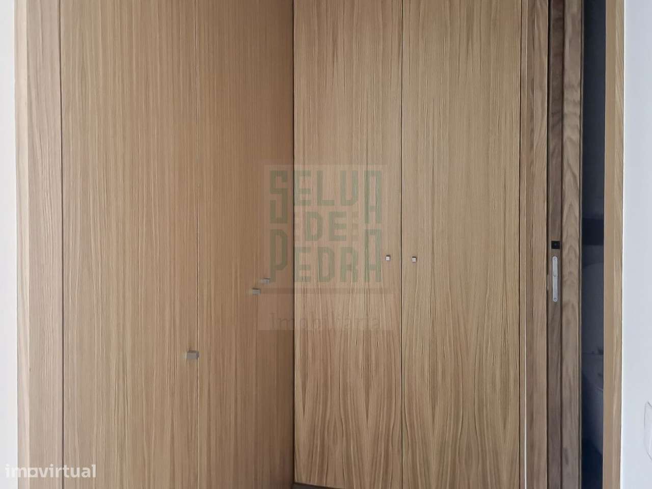 Moradia de 3 frentes V4 Famalicão-29