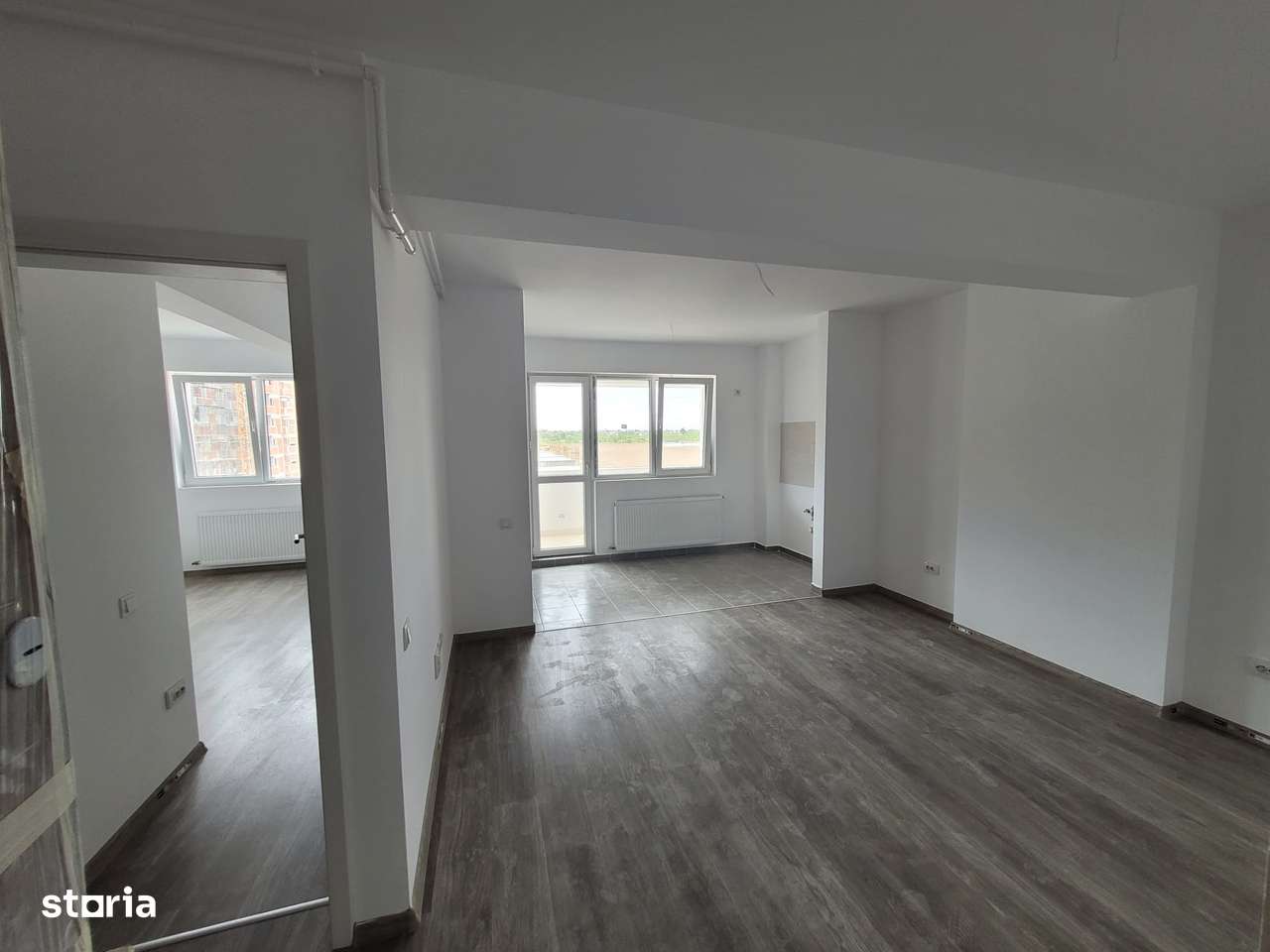 Berceni-Metrou Aparatorii Patriei-Apt. 2 cam tip studio tva 21% inclus-0