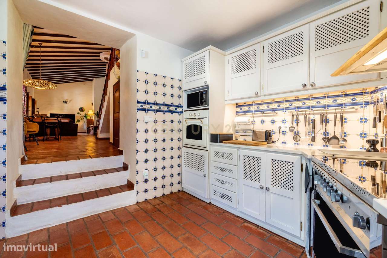 Moradia traditional T4 com piscina, jardim e 2a propriedade com uma ru - Grande imagem: 5/37