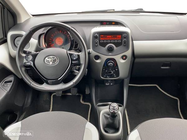 Toyota Aygo 1.0 X-Play+AC - 10