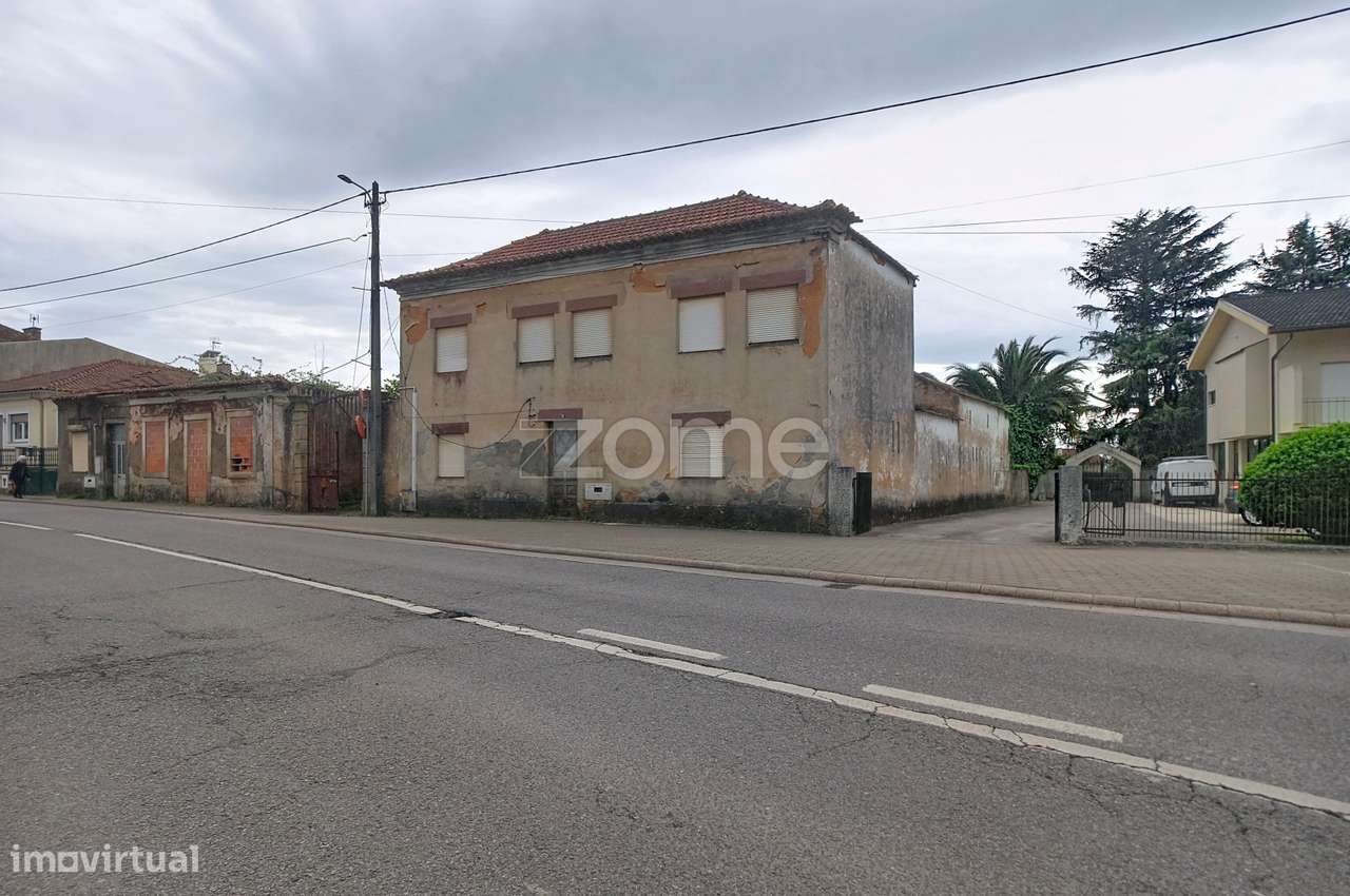 Moradias para demolição e construção de prédio em altura - Grande imagem: 2/18