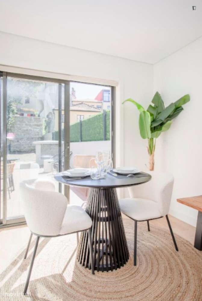 Estúdio - localizado em Santo Ildefonso Porto - Grande imagem: 5/9